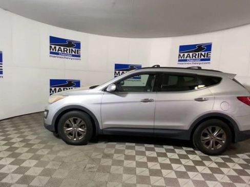Used 2014 Hyundai Santa Fe Sport w/ Popular Equipment Package 02 image 7