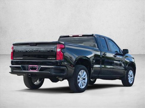 New 2026 Chevrolet Silverado 1500 Custom RWD image 5
