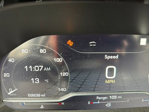 Certified 2022 GMC Yukon XL Denali w/ Denali Premium Package image 11