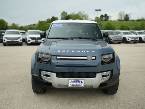 Used 2022 Land Rover Defender 90 AWD/4WD image 3