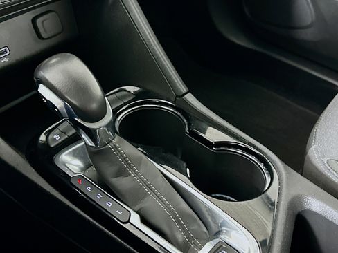 Used 2024 Buick Encore GX Preferred image 24