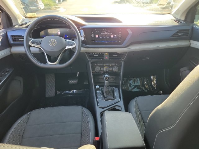 Certified 2024 Volkswagen Taos SE w/ Panoramic Sunroof Package FWD image 12