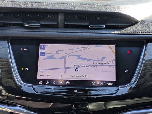 Used 2020 Cadillac XT6 Premium Luxury image 19