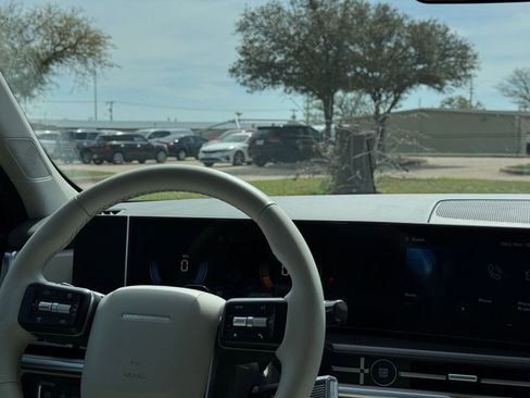 Used 2025 Hyundai Santa Fe SEL image 37