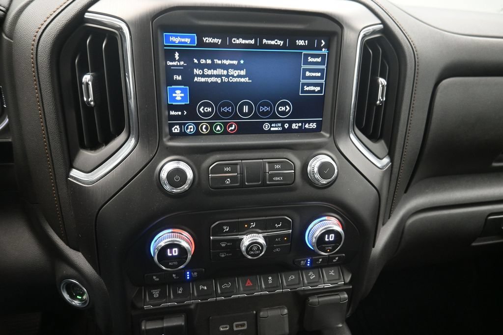 Used 2023 GMC Sierra 2500 AT4 w/ AT4 Premium Plus Package AWD/4WD image 8