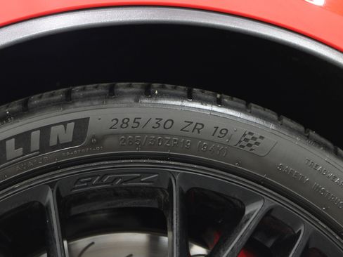 Used 2019 Chevrolet Corvette Z06 RWD image 36