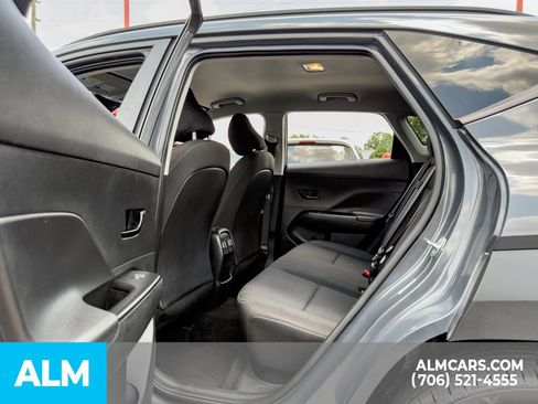 Used 2024 Hyundai Kona SEL FWD image 9