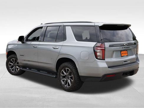 Certified 2024 Chevrolet Tahoe Z71 w/ Luxury Package AWD/4WD image 7