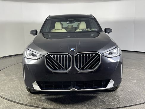 Used 2026 BMW X3 xDrive30 w/ Premium Package image 2