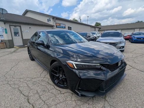 Used 2025 Honda Civic Sport image 12