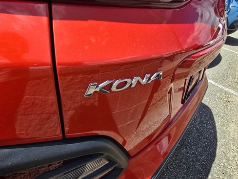 Used 2019 Hyundai Kona SEL w/ Cargo Package AWD/4WD image 10