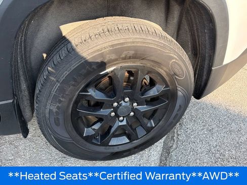 Used 2019 Chevrolet Traverse LT AWD/4WD image 23