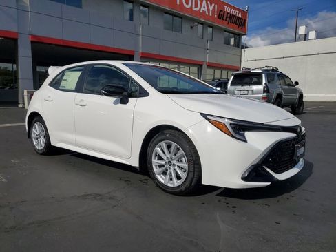 New 2026 Toyota Corolla SE image 10