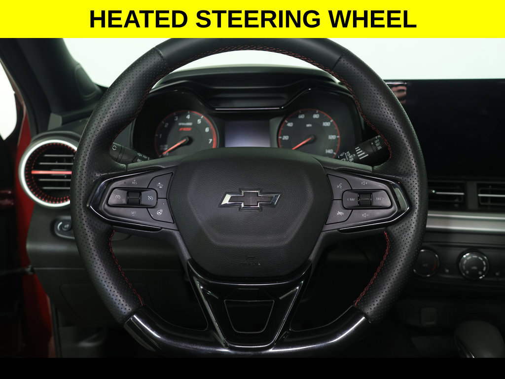 Used 2024 Chevrolet Trax RS w/ Driver Confidence Package FWD image 4