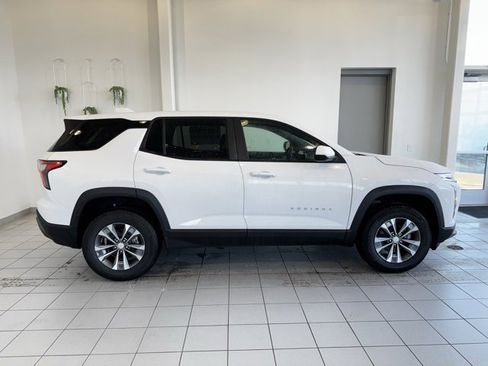 New 2026 Chevrolet Equinox LT image 34