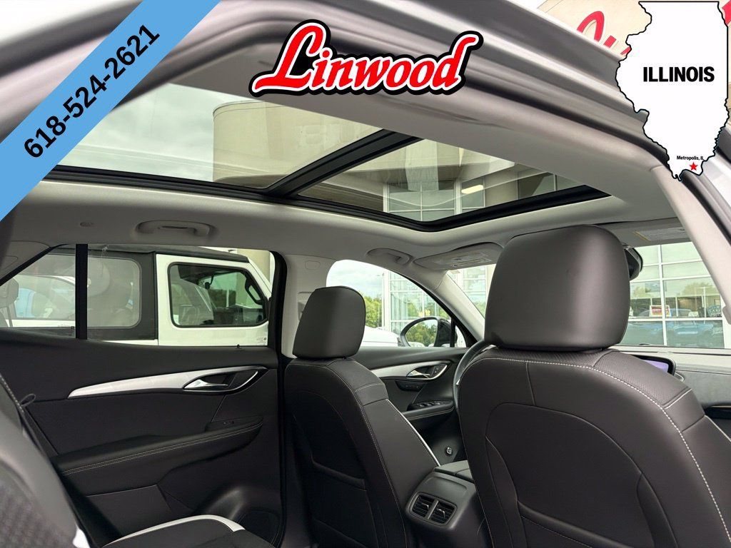 Used 2025 Buick Envision Sport Touring AWD/4WD image 11