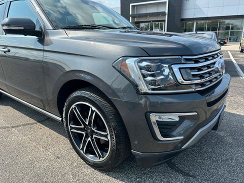 Used 2020 Ford Expedition Max Limited w/ Texas Edition Package RWD image 11