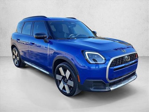 Certified 2025 MINI Cooper Countryman S AWD/4WD image 3