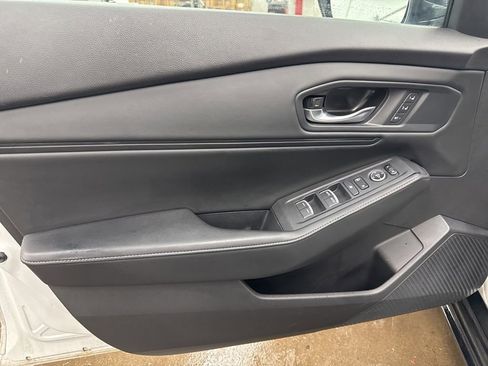 Used 2023 Honda Accord Sport image 19