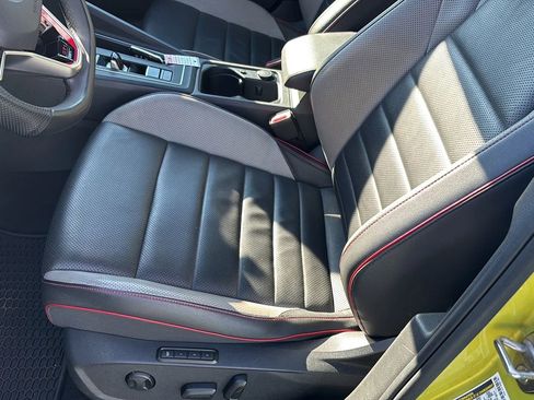 Used 2022 Volkswagen GTI Autobahn image 13