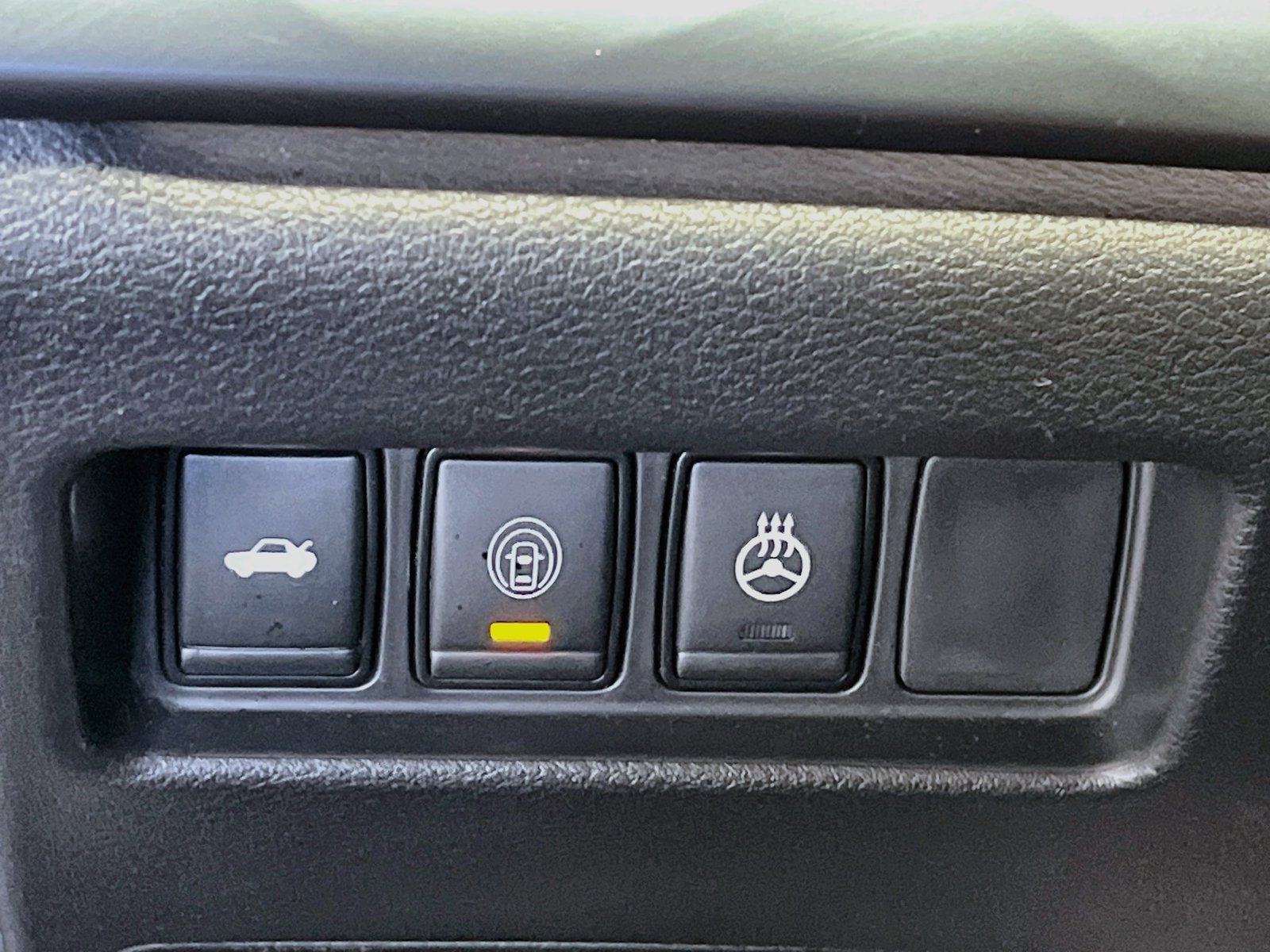 Used 2023 Nissan Maxima SR w/ Sport Mat Group FWD image 10
