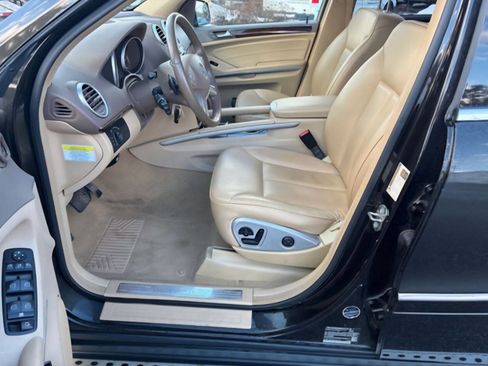 Used 2011 Mercedes-Benz GL 450 4MATIC image 10