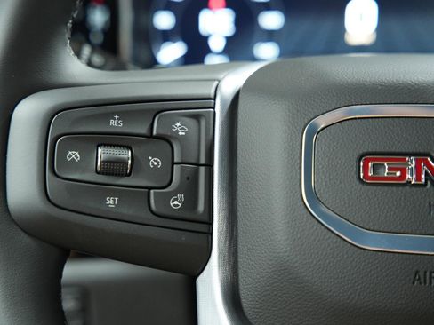 New 2025 GMC Sierra 2500 SLE w/ SLE Value Package; image 28