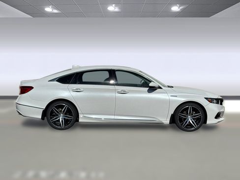 Certified 2021 Honda Accord Touring image 8