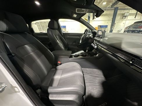Used 2023 Honda Civic Sport image 24