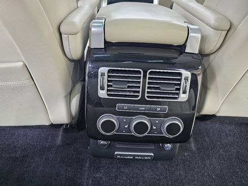 Used 2016 Land Rover Range Rover HSE image 27
