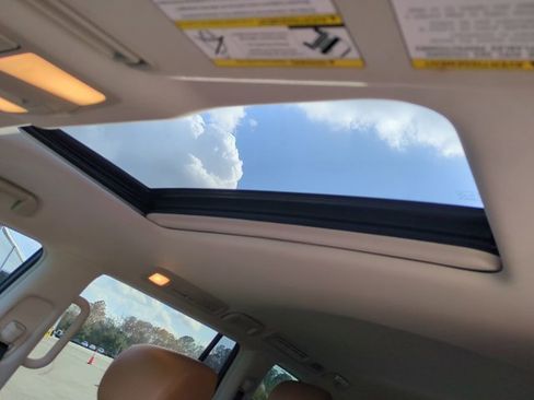 Used 2017 Nissan Armada Platinum w/ Captain Seat Package image 23