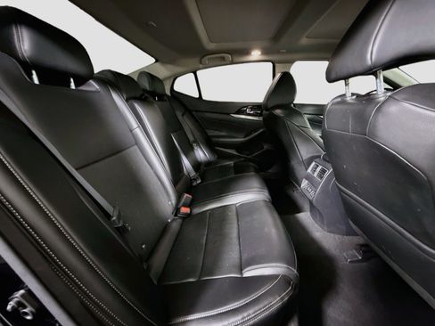 Used 2023 Nissan Maxima SL FWD image 27