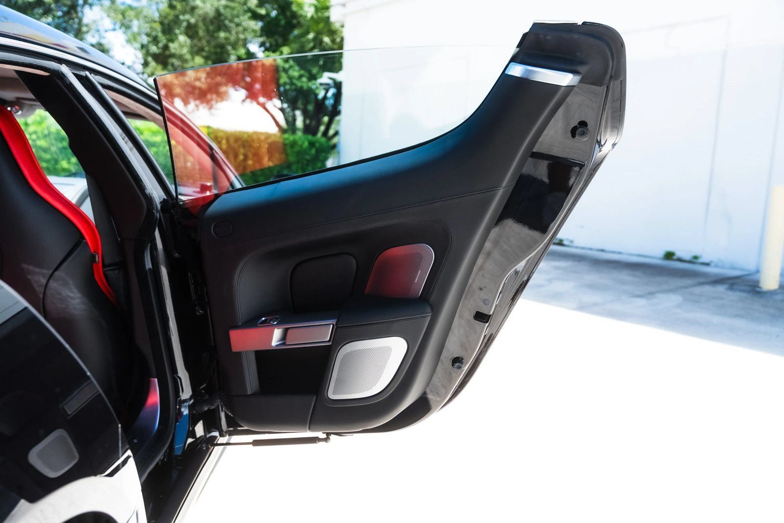 Used 2011 Aston Martin Rapide RWD image 20