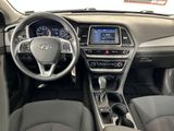 Used 2019 Hyundai Sonata SE image 4