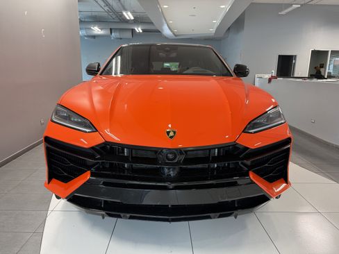 Used 2025 Lamborghini Urus SE AWD/4WD image 7