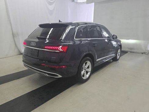 Used 2023 Audi Q7 2.0T Premium w/ Convenience Package AWD/4WD image 4
