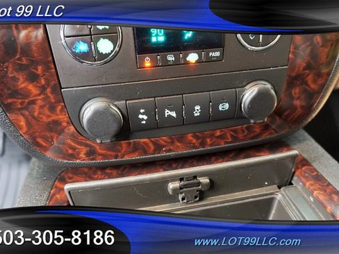 Used 2014 GMC Sierra 2500 Denali w/ Suspension Package, Off-Road AWD/4WD image 21