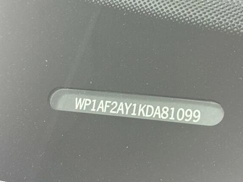 Used 2019 Porsche Cayenne Turbo image 33