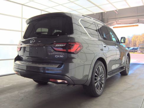 Used 2024 INFINITI QX80 Premium Select w/ Cargo Package AWD/4WD image 8