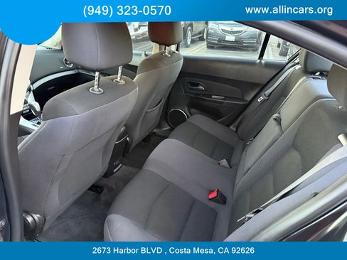 Used 2015 Chevrolet Cruze LT w/ Sun And Sound Package image 8