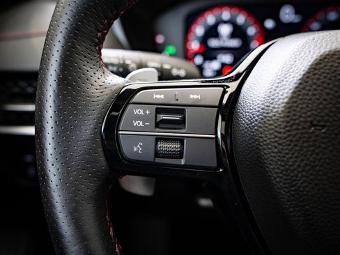 Certified 2025 Acura ADX A-Spec image 25