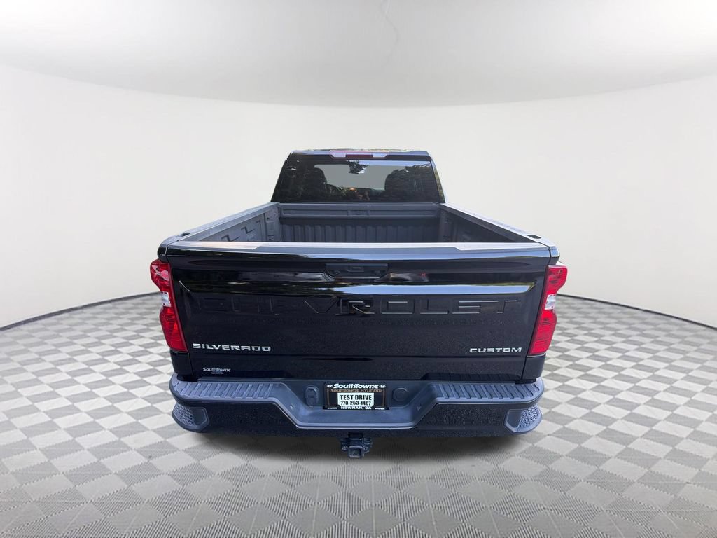 Used 2025 Chevrolet Silverado 1500 Custom RWD image 6