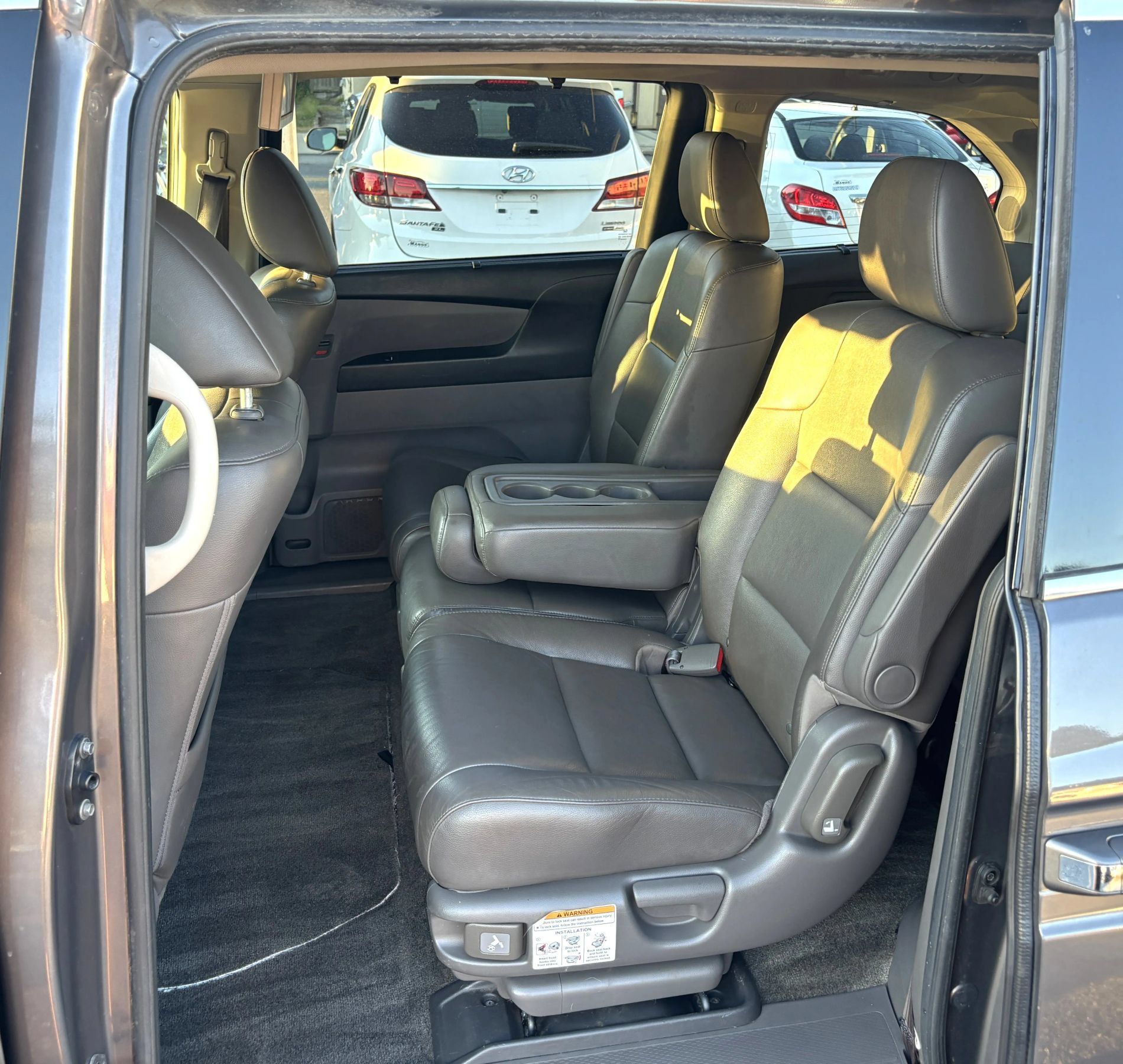 Used 2015 Honda Odyssey Touring Elite image 11