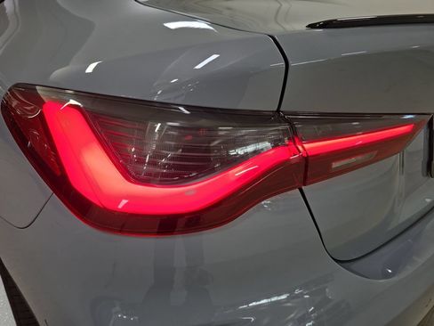 Used 2023 BMW 430i Coupe w/ M Sport Package RWD image 32