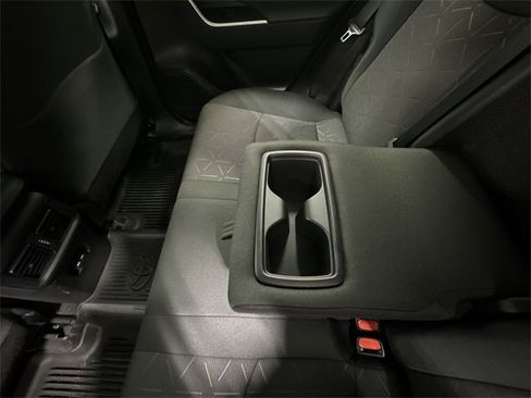 Used 2024 Toyota RAV4 XLE image 21