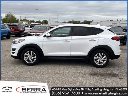 Used 2019 Hyundai Tucson SE AWD/4WD image 2
