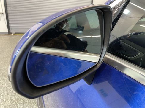 New 2025 Mercedes-Benz GLC 350e 4MATIC image 21