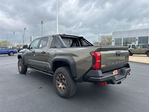 New 2026 Toyota Tacoma Trailhunter image 5