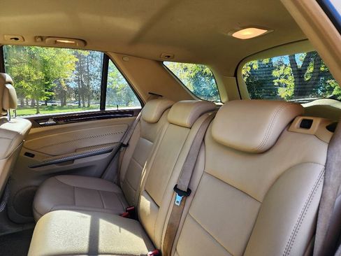 Used 2011 Mercedes-Benz ML 350 4MATIC image 14