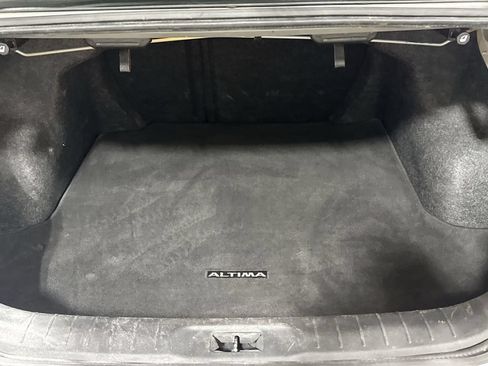 Used 2024 Nissan Altima 2.5 SV FWD image 23